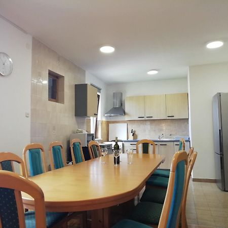 Apartments Ljilja Nin Eksteriør billede